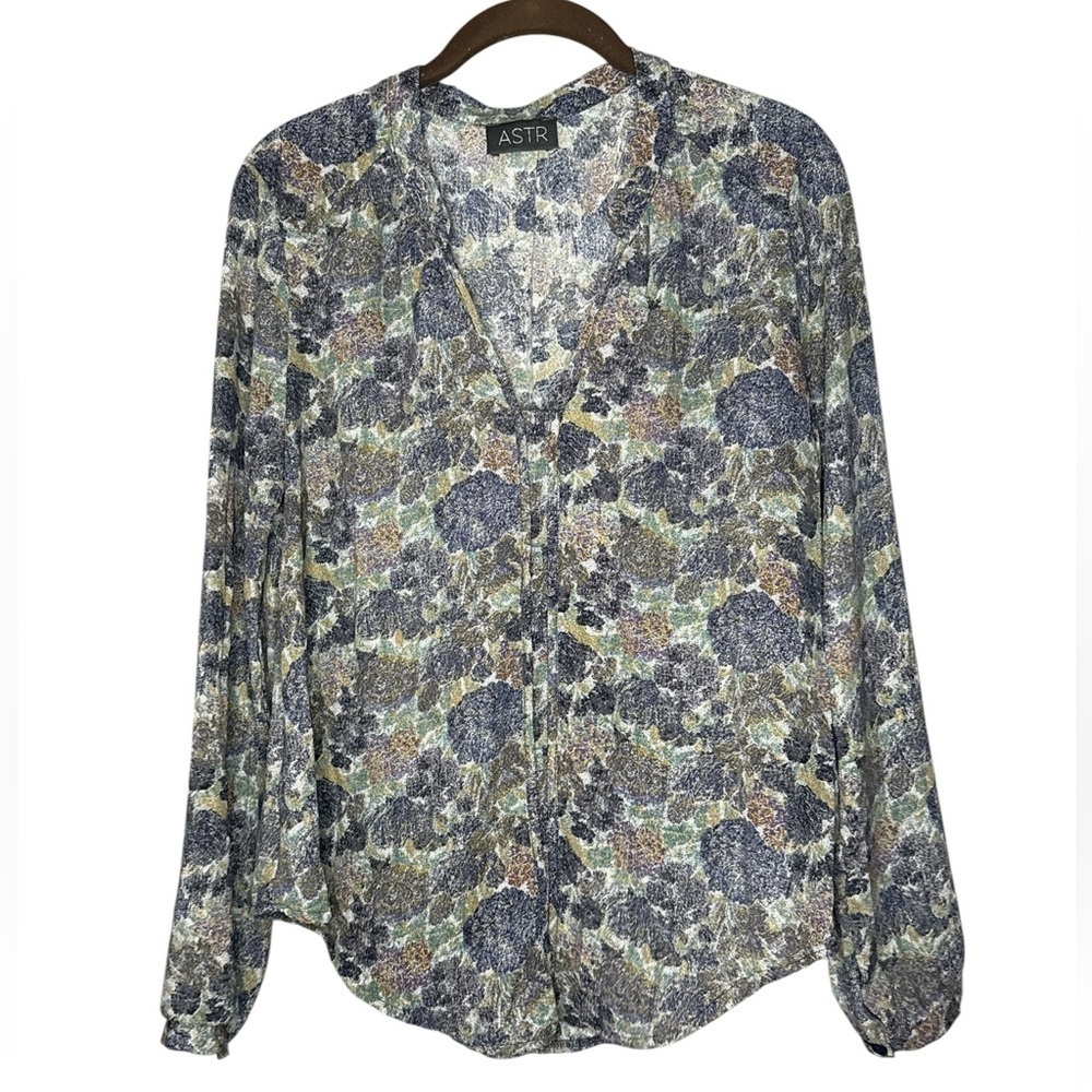 ASTR Women's Floral Blouse - Blue and Green